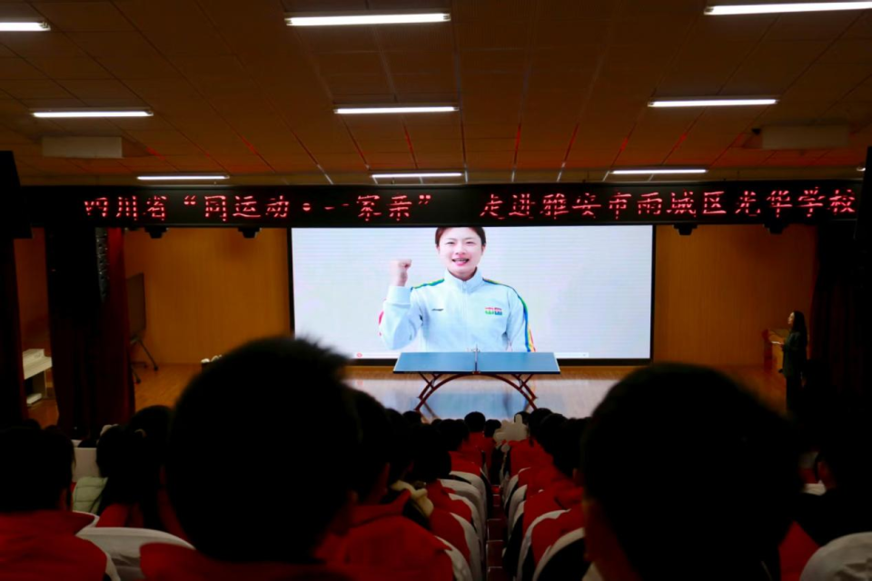 各族学子的, bHqdP
