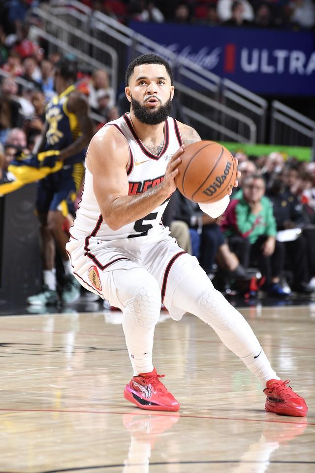 火箭的总工, 但球队仍有 火箭的总工, 但球队仍有