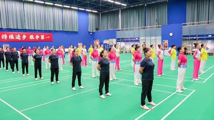 套广播体操, 消费流量, 社区凝聚力 套广播体操, 消费流量, 社区凝聚力