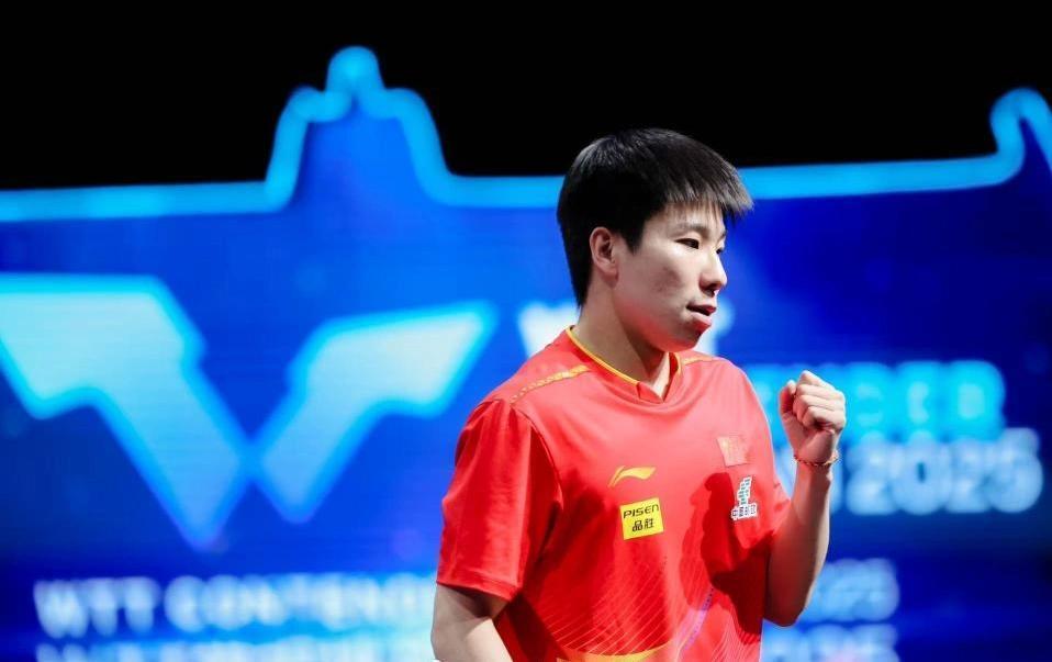 他从, AA 他从, AA