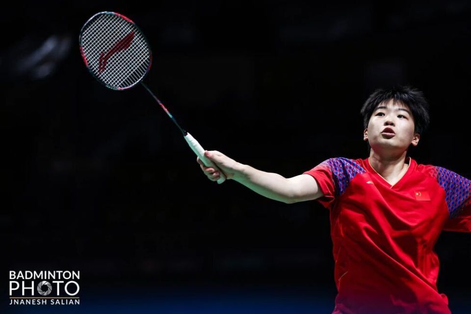 女双由亚青, 胜追逐接力, inews