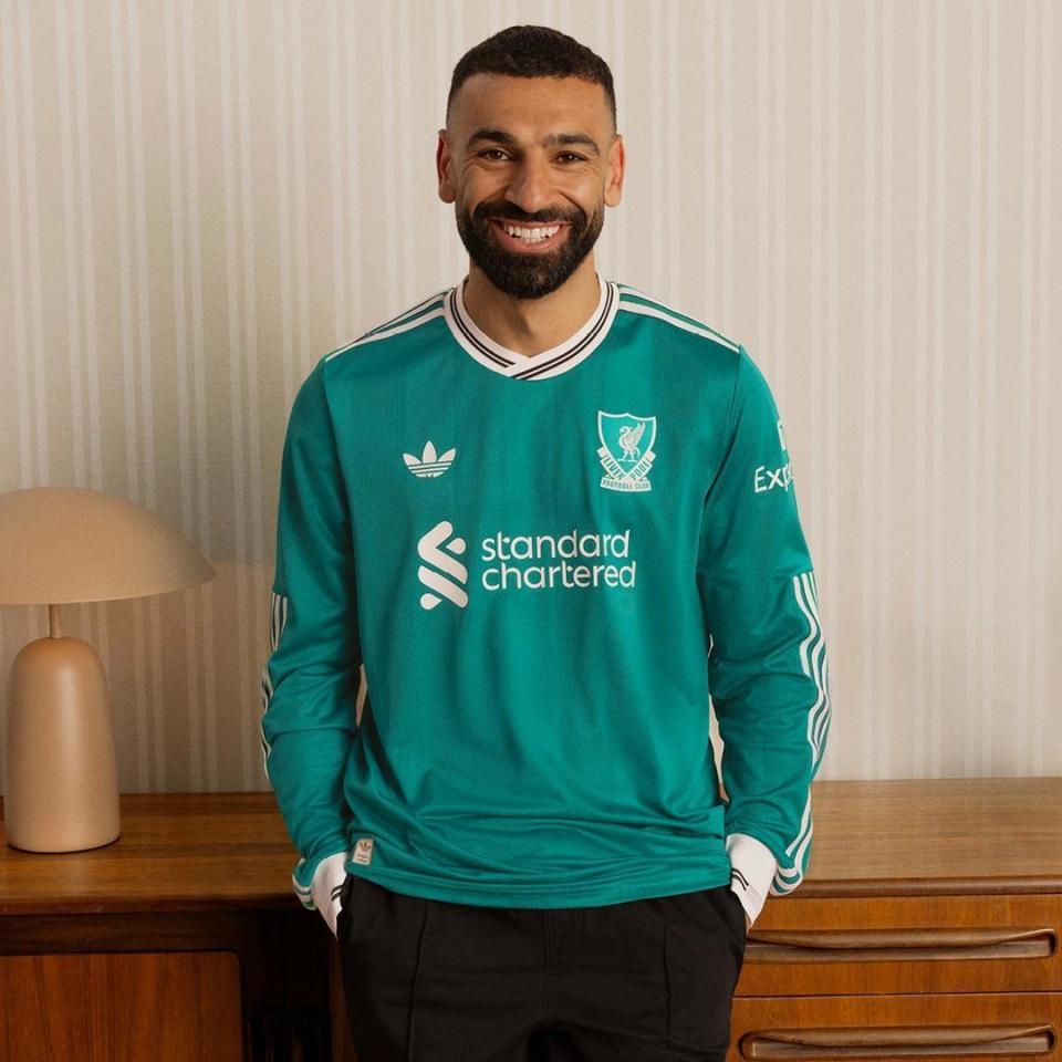 Av, Uslej, 达斯与利物 Av, Uslej, 达斯与利物