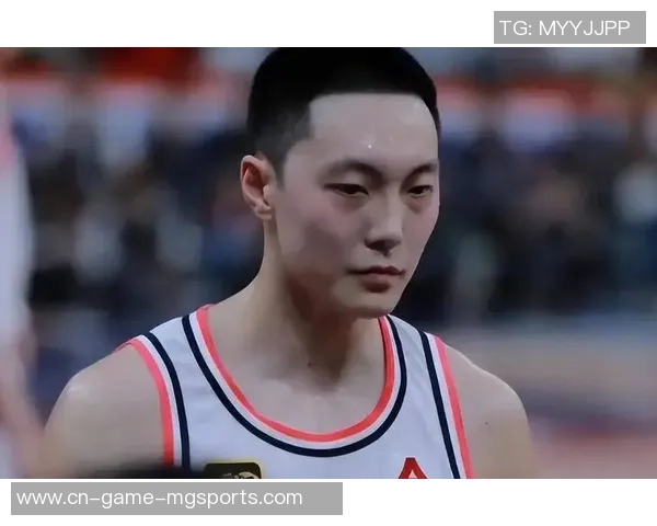 归来！曾凡博与胡明轩外出逛街被偶遇 此前在澳洲养伤现在回北京